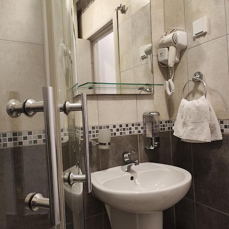 Radovic Apartments Budva Room photo